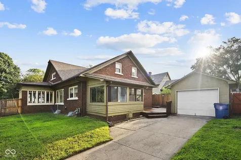 905 Maple Terre Haute IN 47804