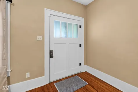 905 Maple Terre Haute IN 47804
