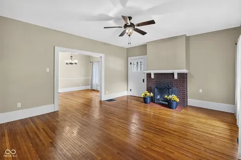 905 Maple Terre Haute IN 47804