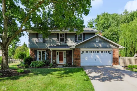 60 Waterford Court Zionsville IN 46077