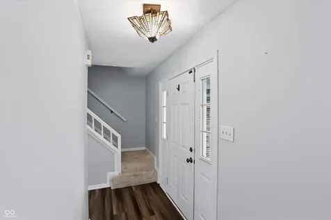 60 Waterford Court Zionsville IN 46077