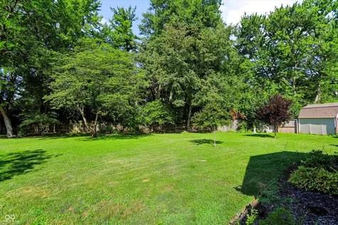 60 Waterford Court Zionsville IN 46077