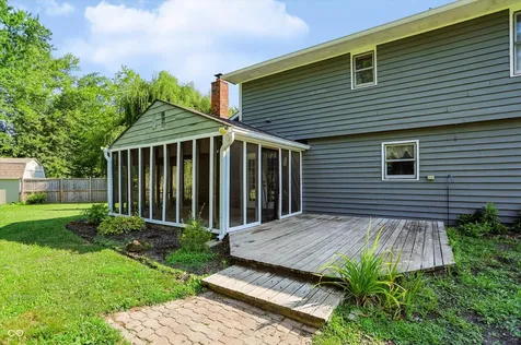 60 Waterford Court Zionsville IN 46077
