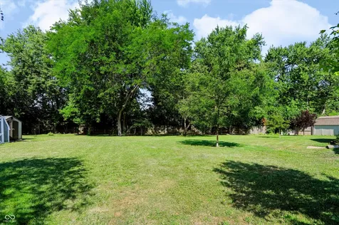 60 Waterford Court Zionsville IN 46077