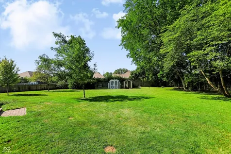 60 Waterford Court Zionsville IN 46077