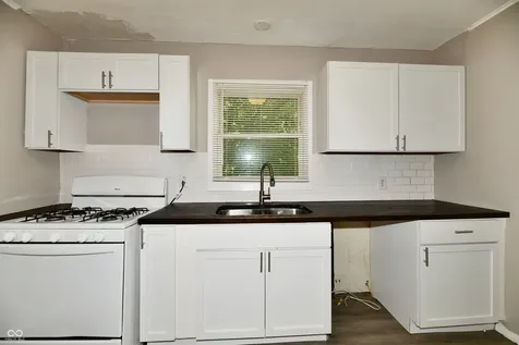 2015 Medford Avenue Indianapolis IN 46222