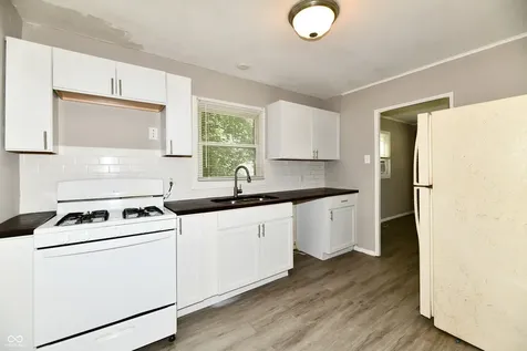 2015 Medford Avenue Indianapolis IN 46222