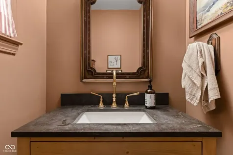 6852 Marmont Court Indianapolis IN 46220