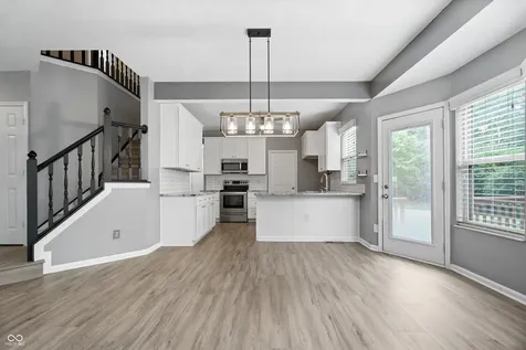 8702 Buffett Parkway Fishers IN 46038