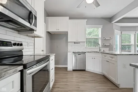 8702 Buffett Parkway Fishers IN 46038