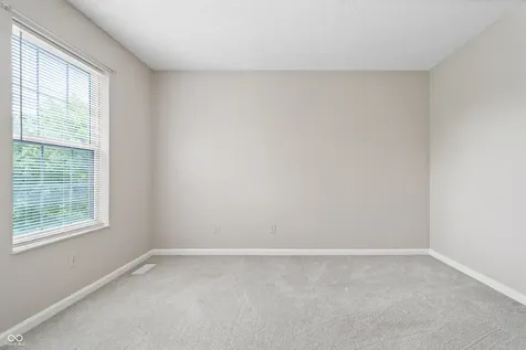 8702 Buffett Parkway Fishers IN 46038