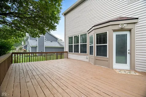 8702 Buffett Parkway Fishers IN 46038