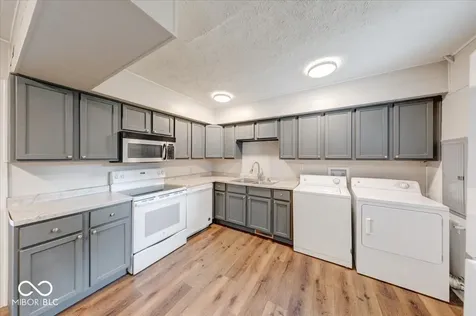 316 S Kenmore Road Indianapolis IN 46219