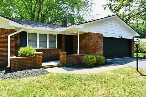 29 Parkwood Drive Brownsburg IN 46112