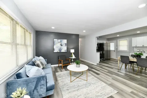 29 Parkwood Drive Brownsburg IN 46112