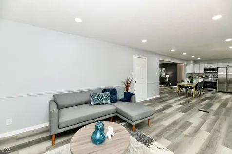 29 Parkwood Drive Brownsburg IN 46112