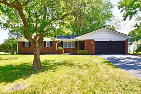 29 Parkwood Drive Brownsburg IN 46112