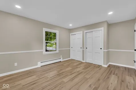 439 Lindsay Court Indianapolis IN 46214