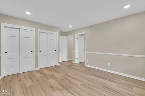 439 Lindsay Court Indianapolis IN 46214