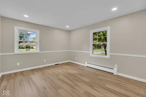 439 Lindsay Court Indianapolis IN 46214