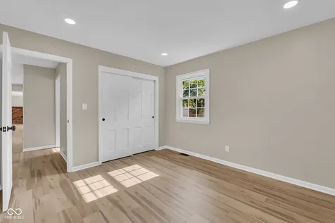 439 Lindsay Court Indianapolis IN 46214