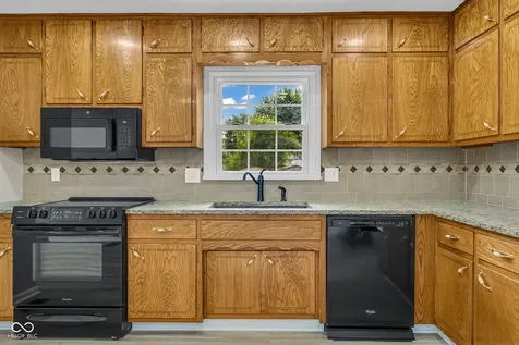 439 Lindsay Court Indianapolis IN 46214