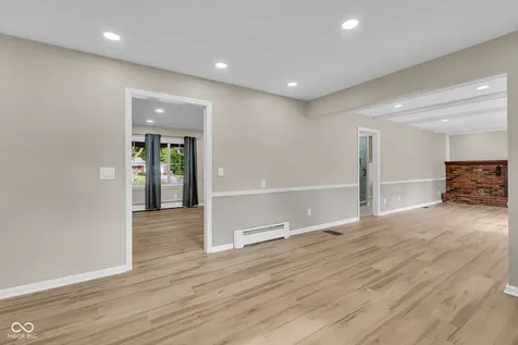 439 Lindsay Court Indianapolis IN 46214