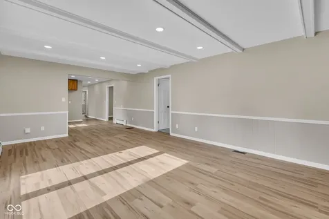 439 Lindsay Court Indianapolis IN 46214