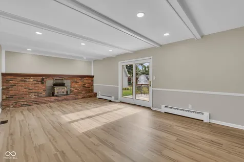 439 Lindsay Court Indianapolis IN 46214