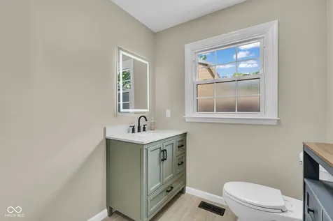 439 Lindsay Court Indianapolis IN 46214