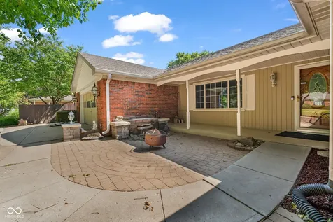 439 Lindsay Court Indianapolis IN 46214