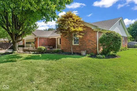 439 Lindsay Court Indianapolis IN 46214