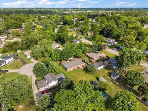 439 Lindsay Court Indianapolis IN 46214