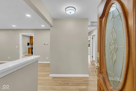 439 Lindsay Court Indianapolis IN 46214
