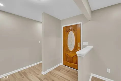 439 Lindsay Court Indianapolis IN 46214