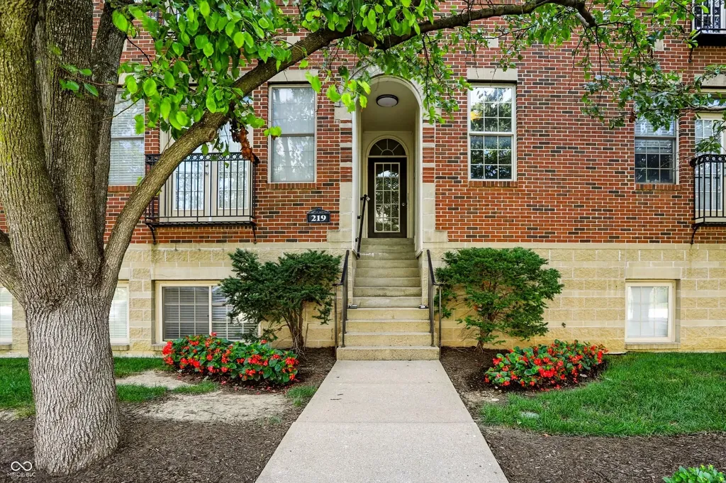 219 N New Jersey Street Indianapolis IN 46204