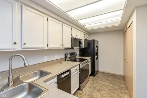 5826 Quail Run Drive Indianapolis IN 46237