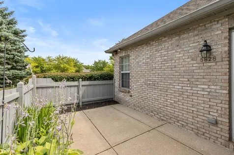 5826 Quail Run Drive Indianapolis IN 46237