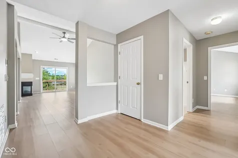 1152 Longwell Lane Indianapolis IN 46240