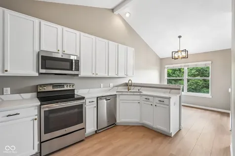 1152 Longwell Lane Indianapolis IN 46240