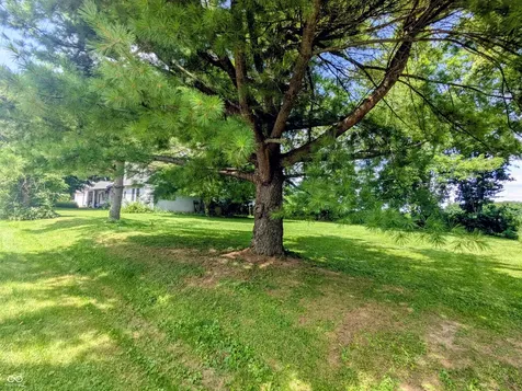 2940 W Country Club Road Connersville IN 47331