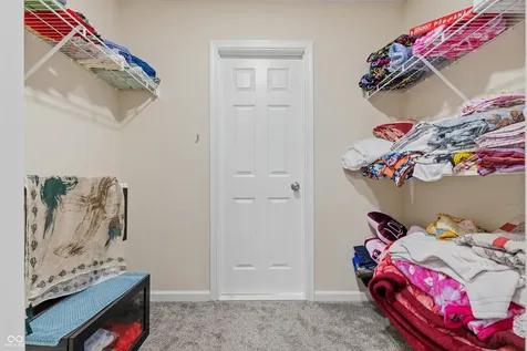 8522 Bravestone Way Indianapolis IN 46239