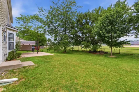 8522 Bravestone Way Indianapolis IN 46239