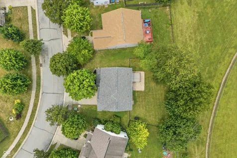 8522 Bravestone Way Indianapolis IN 46239