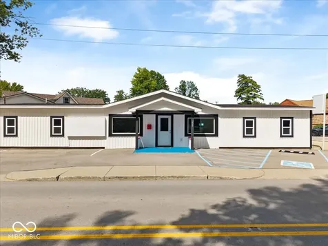 226 E Pendleton Avenue Lapel IN 46051