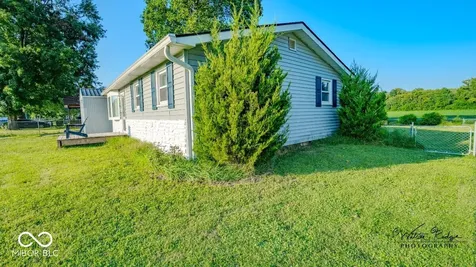 657 Clifty Drive Columbus IN 47201