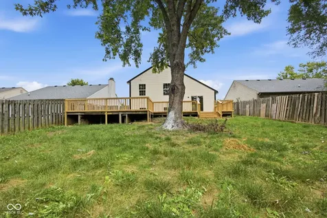 8427 Country Meadows Drive Indianapolis IN 46234