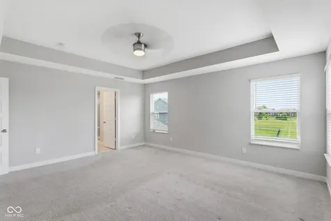 9743 Cimmaron Avenue Mccordsville IN 46055