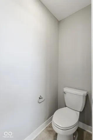 9743 Cimmaron Avenue Mccordsville IN 46055