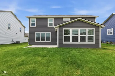 9743 Cimmaron Avenue Mccordsville IN 46055